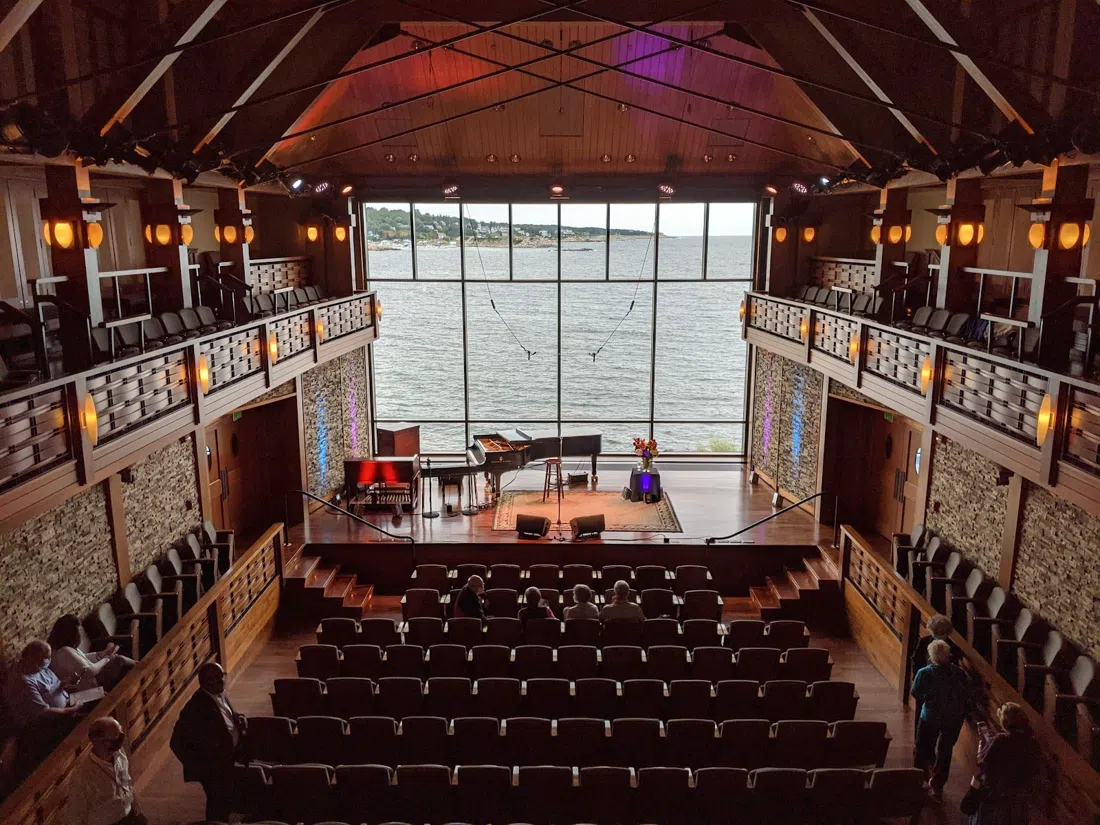 Shalin Liu Performance Center, Boston